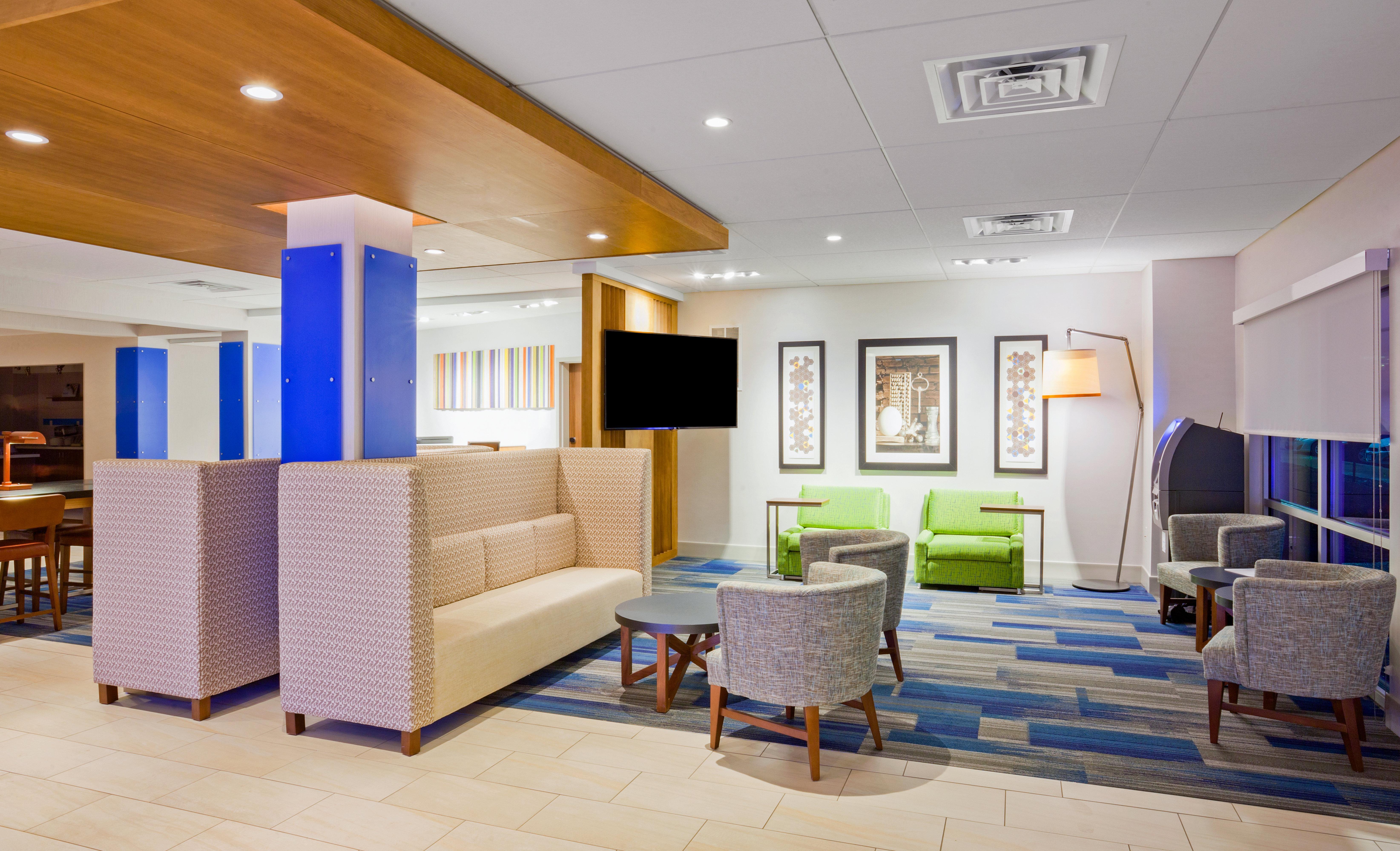 Holiday Inn Express And Suites Des Moines Downtown By Ihg Экстерьер фото