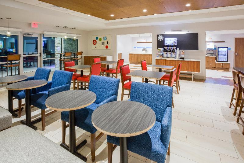 Holiday Inn Express And Suites Des Moines Downtown By Ihg Экстерьер фото